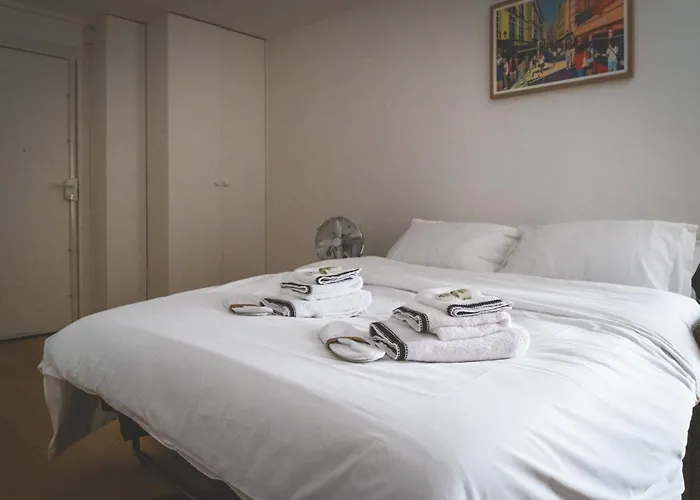 Lumineux Dans Le Marais Apartment