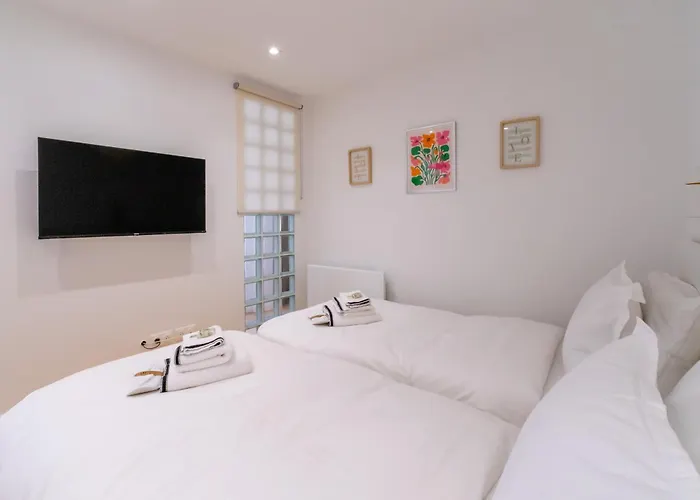 Apartment Lumineux Dans Le Marais *